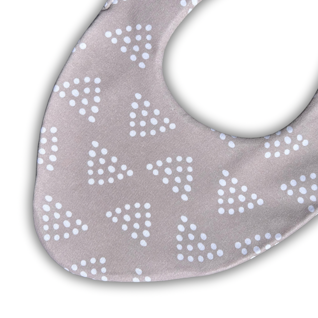 Triangle bibs discount