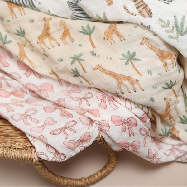 XL Bamboo Muslin - Pink Bows