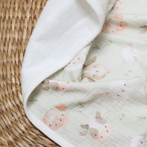 Muslin Changing Mat – Farm Yard Faces