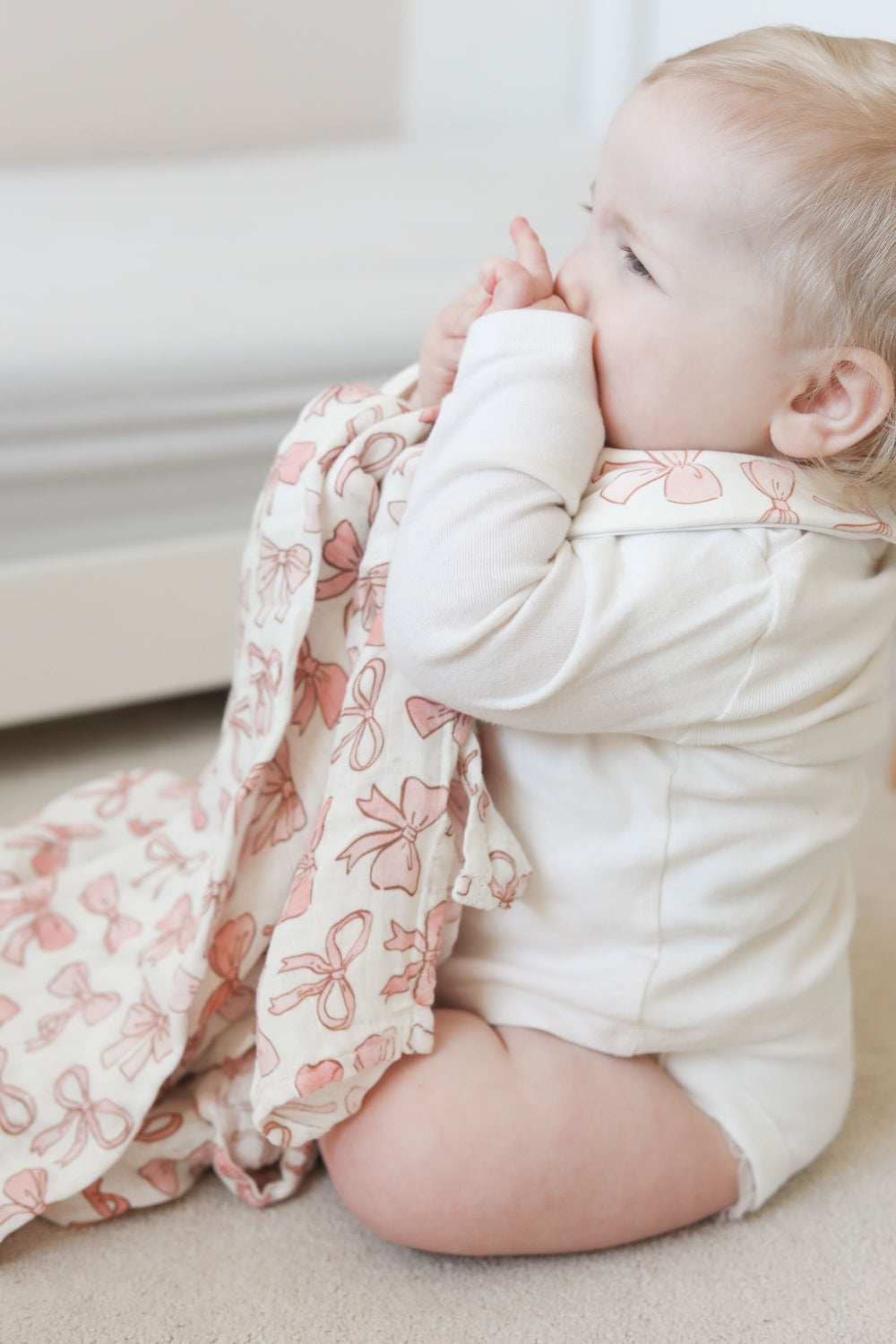 XL Bamboo Muslin - Pink Bows