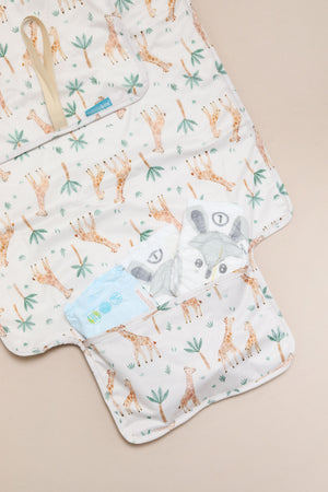 Pocket Changing Mat – Giraffe