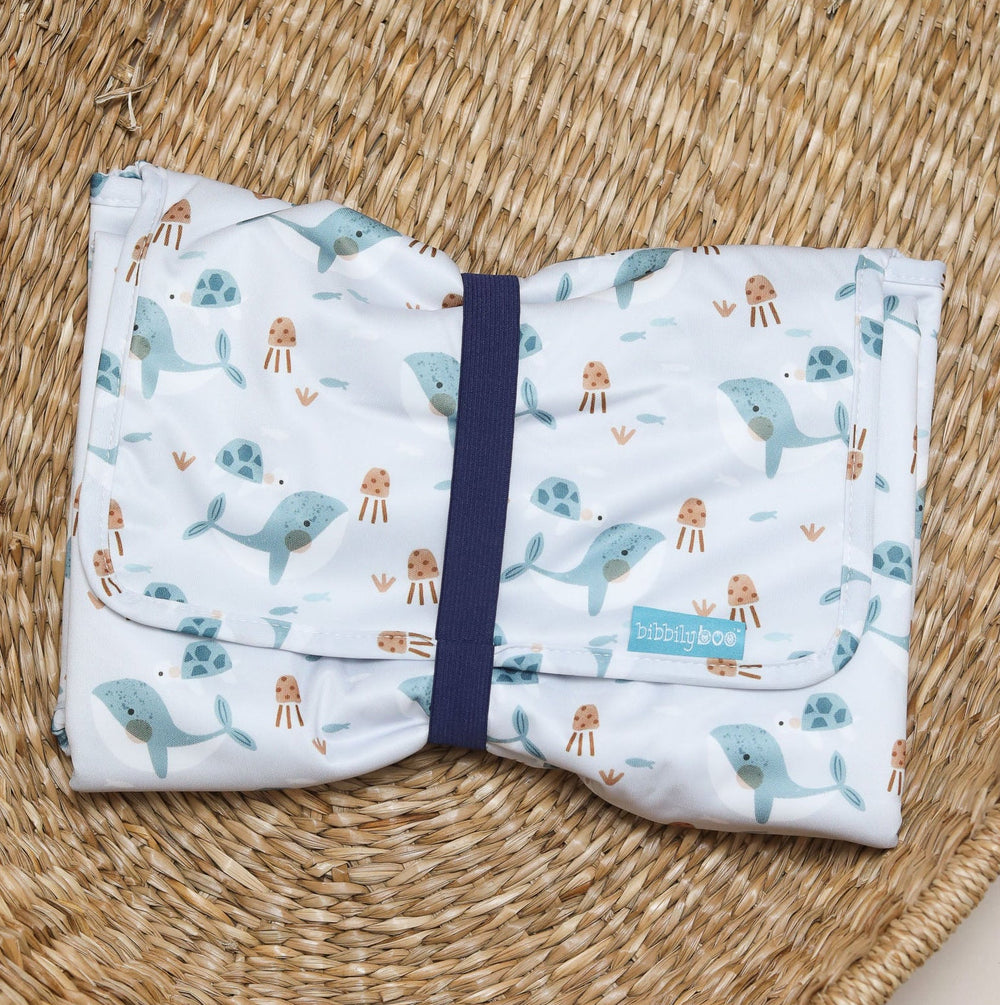 Pocket Changing Mat – Whales
