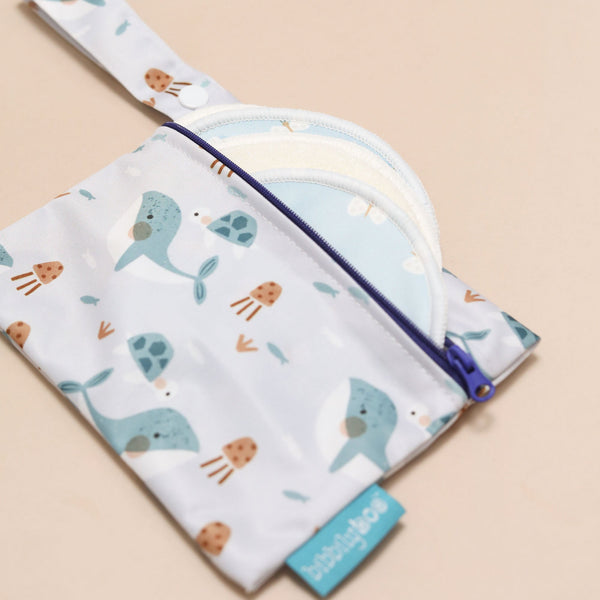 Waterproof Bamboo Breast Pads – Blue Butterflies 🦋