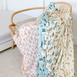 XL Bamboo Muslin - Pink Bows